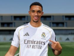 Transfer Pemain Sepakbola Musim Panas 2025 : Semua berlomba!